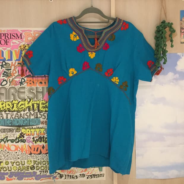 하구미 멕시코 자수 블라우스