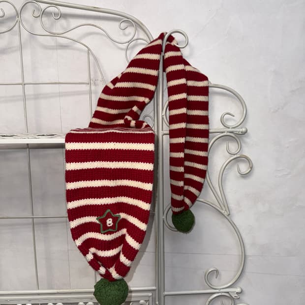Red white candy cane knit muffler