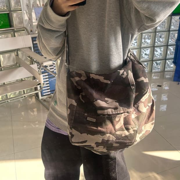 DUFFLE BAG 더플백