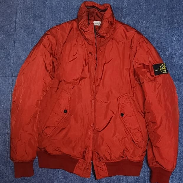 스톤아일랜드 나일론 자켓 패딩 (후드 있음)