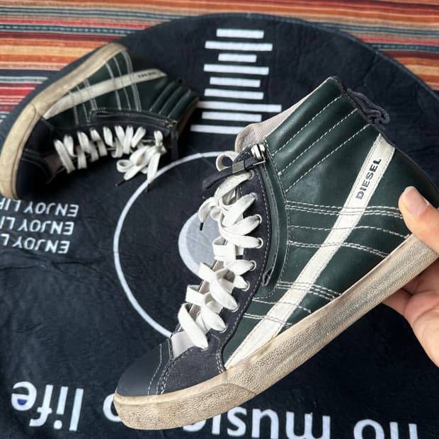 디젤 레더 하이탑 스니커즈 270