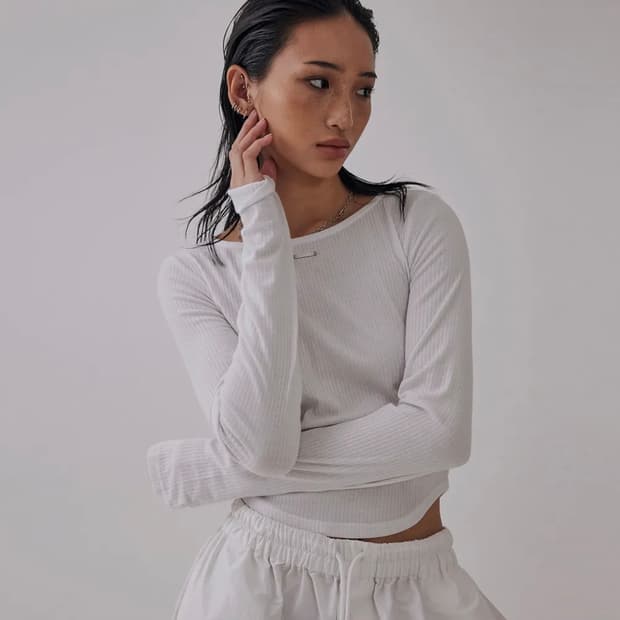 Boat Neck Finger Hole Long Sleeve White