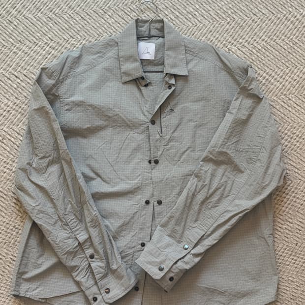 로아 Roa 올메텍스 그레이 셔츠 M사이즈