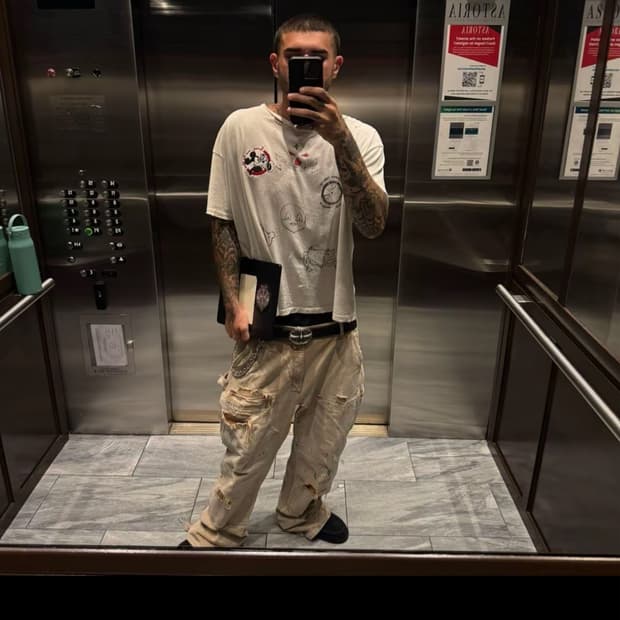 칼하트 더블니