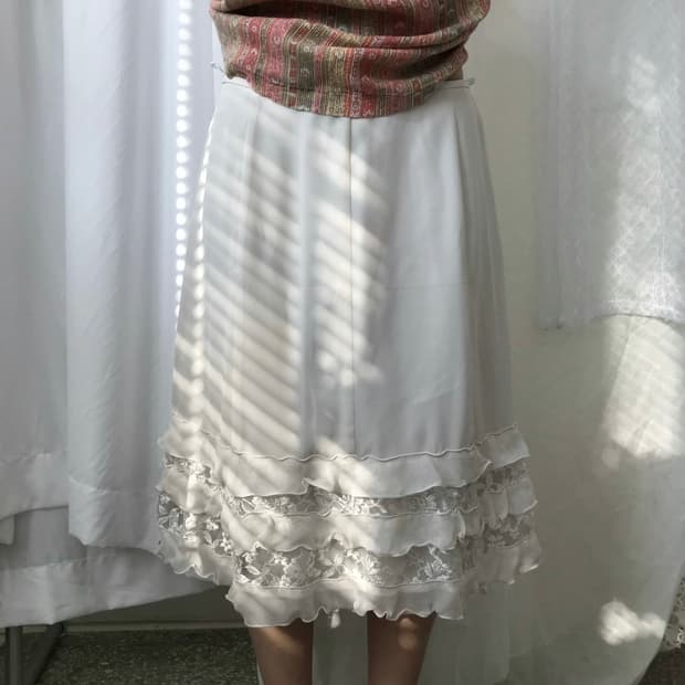 아이보리 레이스 스커트 
