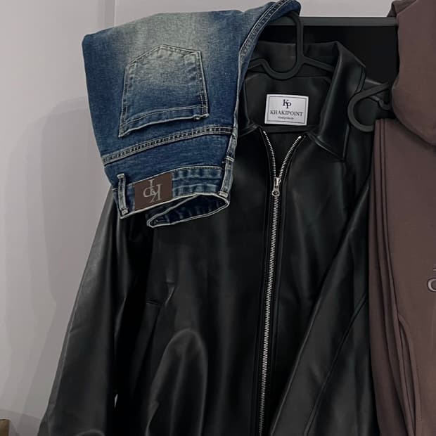 카키포인트 khakipoint 레더자켓+같이 출시됐던 데님 증정