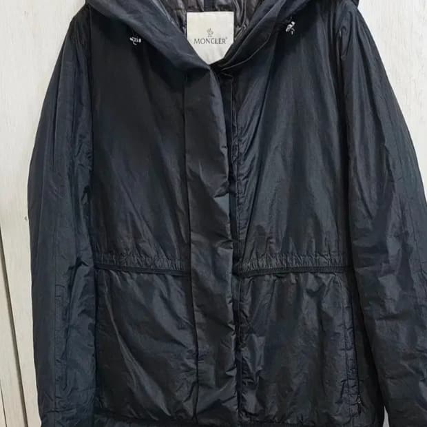 백화점정품.한글택.몽클레어 블랙 후드 경량자켓