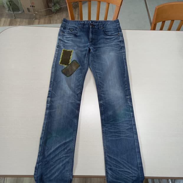 29 GUESS Kor 워싱 스판 슬림일자진 커스텀 29-537