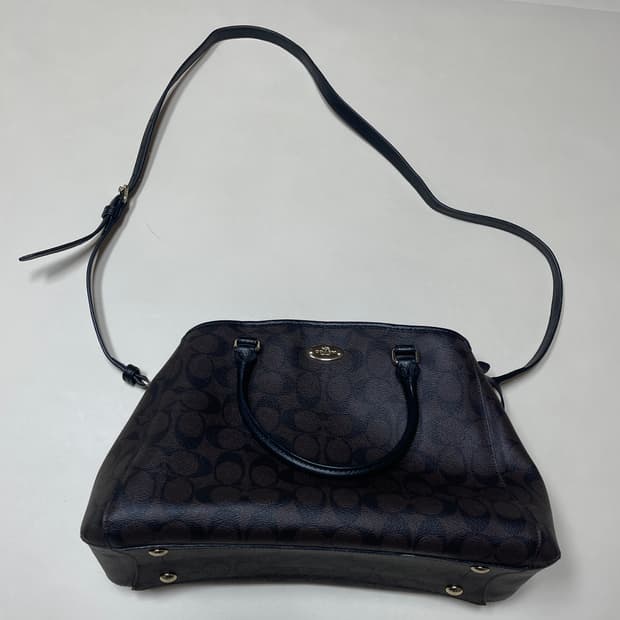 코치 모노그램 토트 크로스백