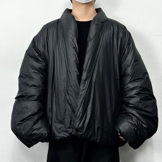 이지 갭 엔지니어드 바이 발렌시아가 라운드 자켓