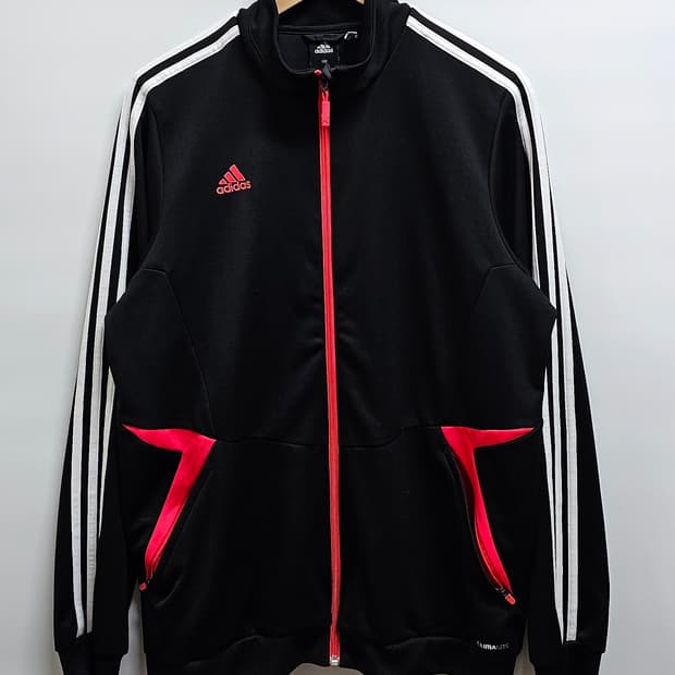 아디다스 프레드에이터 져지 110