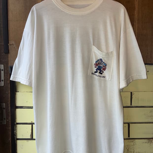 90’s Vintage “POLICIAS” Pocket Tee