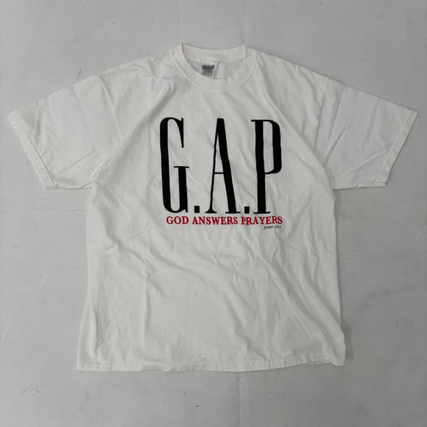 90s Gap Parody Tee (white)