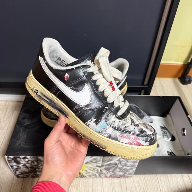 나이키 피스마이너스원 에어포스