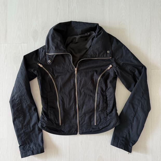 딥인블루 자켓 블랙