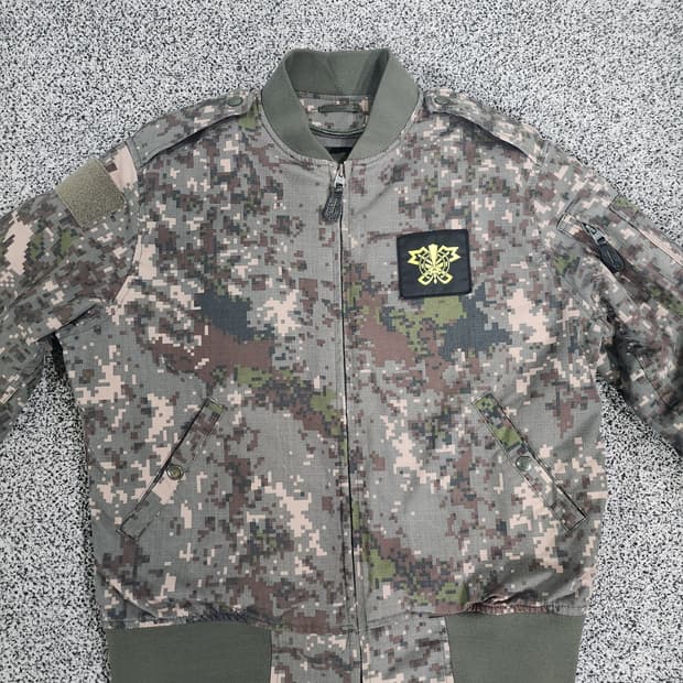 밀리터리 디지털 카모 전차병 점퍼 상태좋음