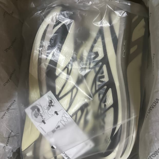 (새상품)살로몬 x 메종마르지엘라 신발