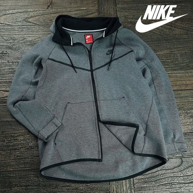 [나이키] 로고 프린팅 테크팩 후드 집업 그레이 M19264