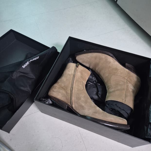 생로랑 루카스 스웨이드 부츠 4(260~270)