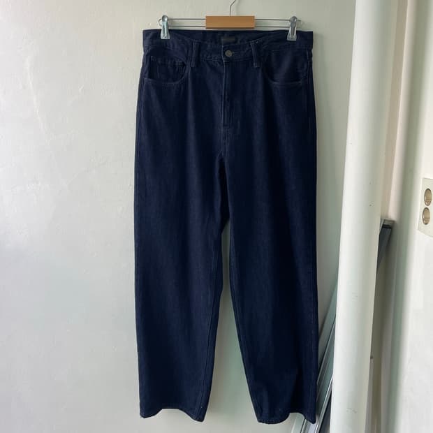 유니클로 와이드스트레이트진 31