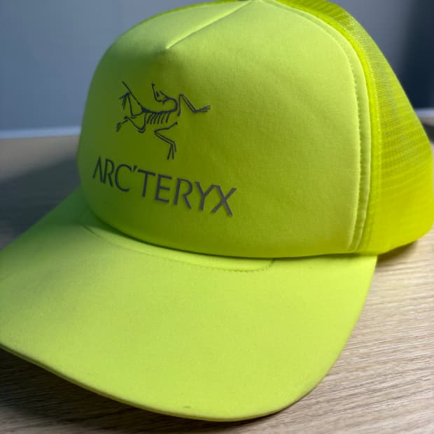 아크테릭스 모자