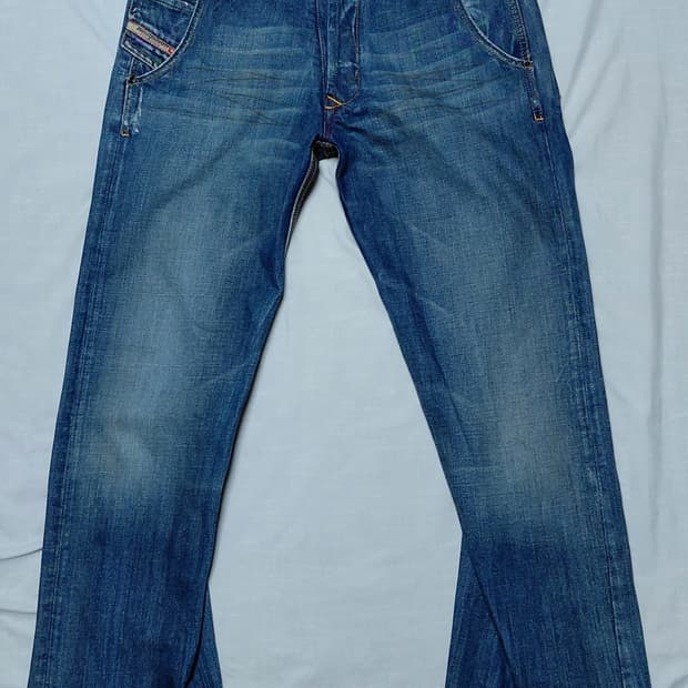 [30] 디젤(Diesel) PREETO 00796 지퍼 디테일 데님