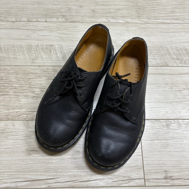 닥터마틴 1461 3홀 나파 230