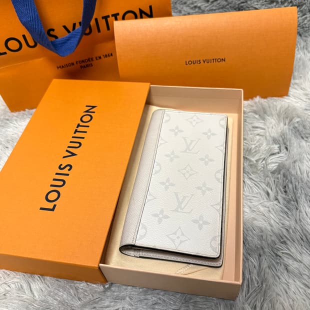 루이비통 브라짜월릿 장지갑 풀구성품