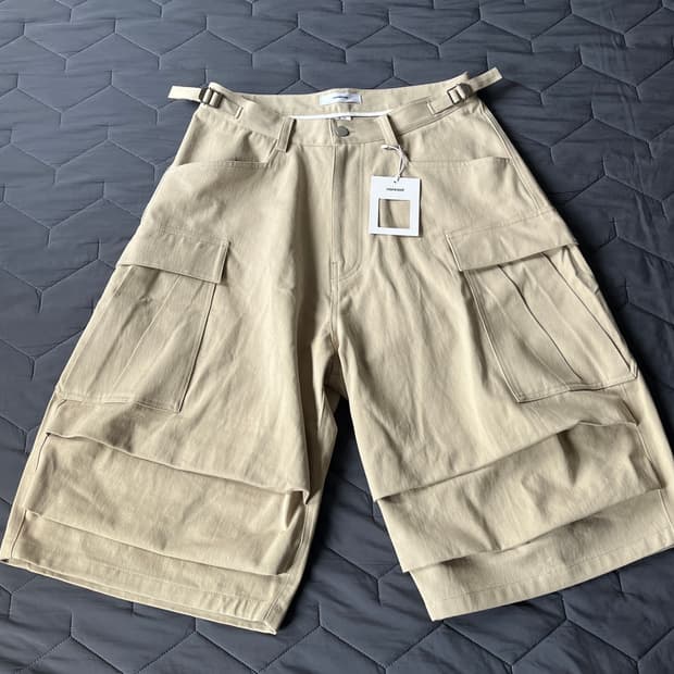 (2)논노드 Nonnod Side Cargo Shorts Beige 