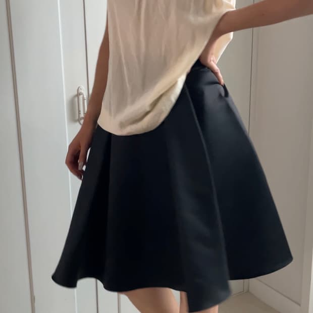 Armani Collezioni Flare skirt