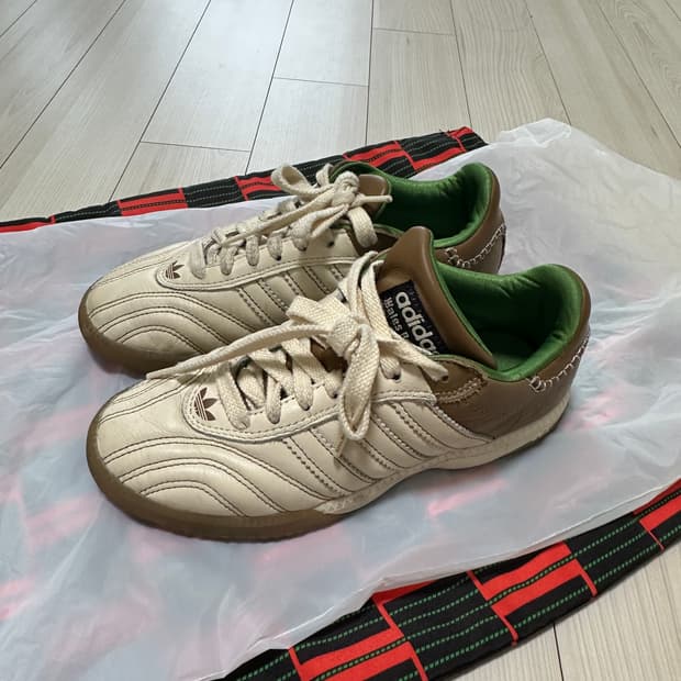 아디다스 웨일즈보너 삼바 230