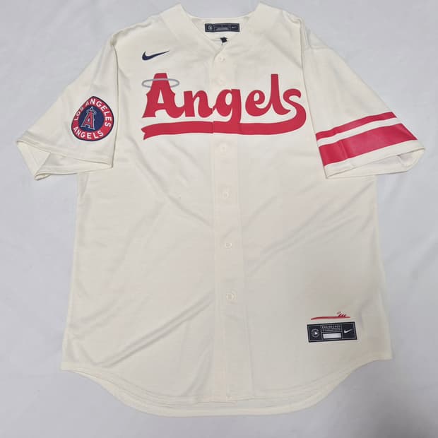 LA 에인절스 시티 에디션 오타니 유니폼 팝니다 