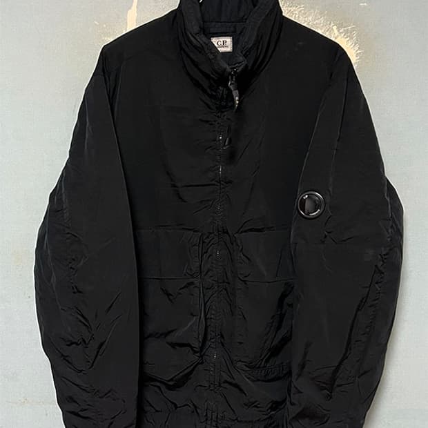 CP컴퍼니 크롬-R 가먼트 다잉 남자 추동 캐주얼 L 100