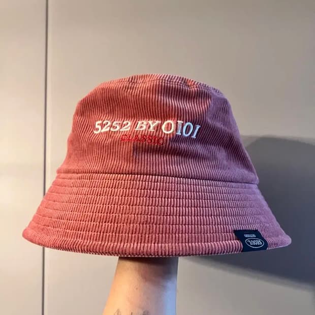 oioi모자 버킷햇 LABEL POINT CORDUROY BUCKET