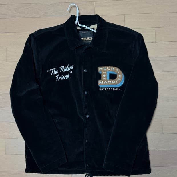 데우스 엑스 마키나 코치 자켓 블랙