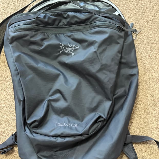 아크테릭스 헬리아드 15 백팩