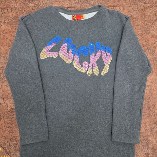 럭키슈에뜨 스팽글 기모 롱슬리브 긴팔티