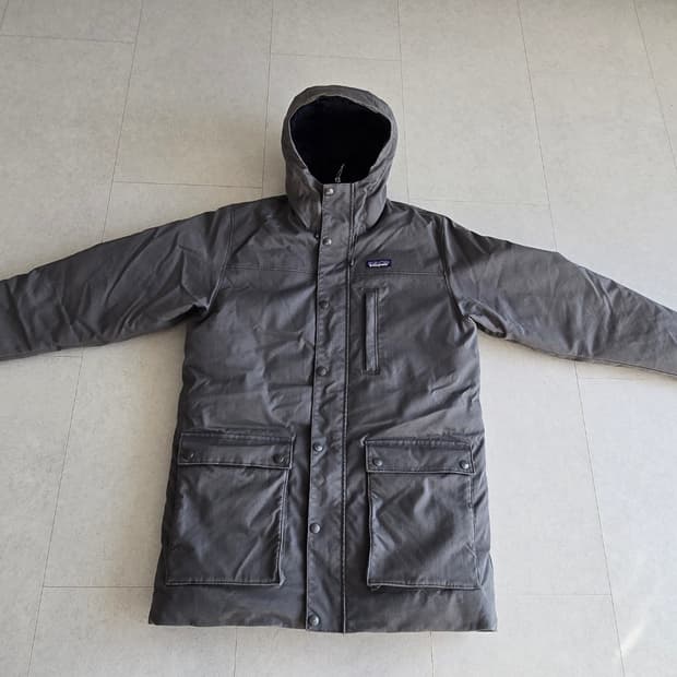 파타고니아 메이플 그로브 다운 파카 M 사이즈