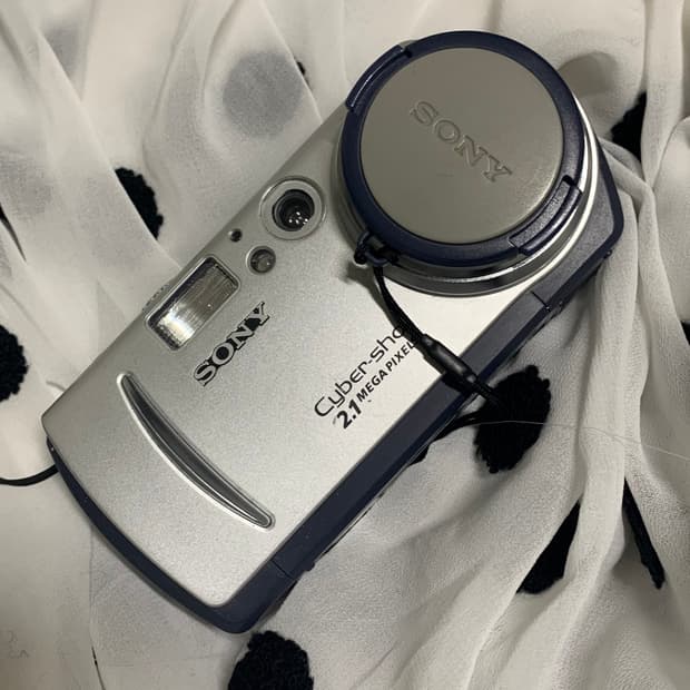 소니 사이버샷 Sony Cyber-shot DSC-P50 디카