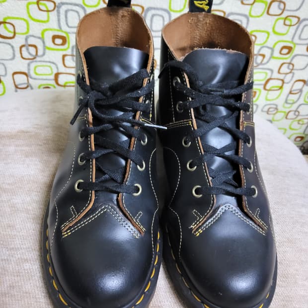 닥터마틴 처치5홀 부츠 260사이즈 