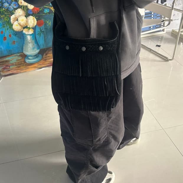 FRINGE SHOULDER BAG 프린지 숄더백