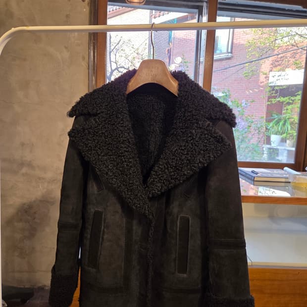 닐바렛 시어링코트