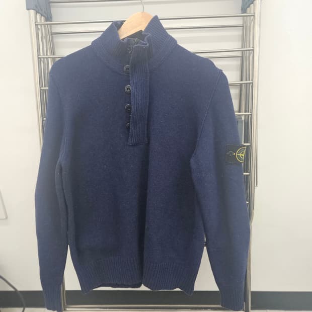 스톤아일랜드 집업니트