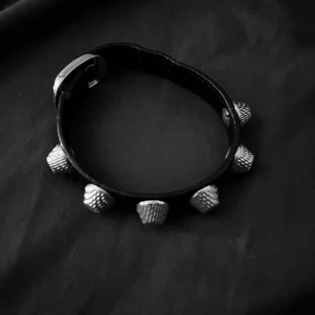 발렌시아가 blacelet