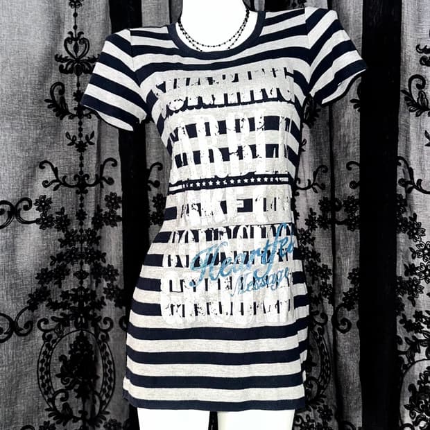 striped graphic long t-shirt