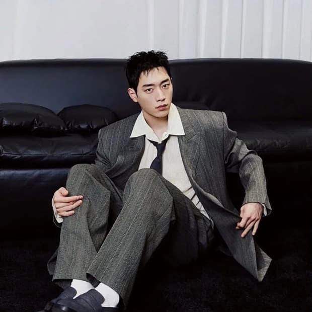 렉토 브로큰 헤링본 블레이저 자켓 차콜 그레이 M