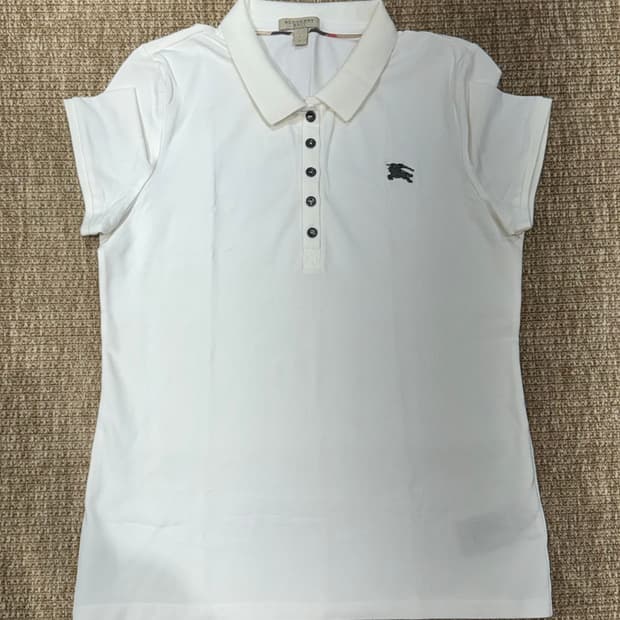 버버리 화이트 반팔 카라티