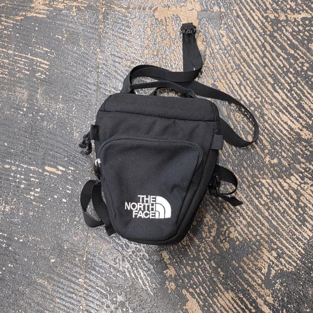 R) 노스페이스 카메라 케이스 크로스백