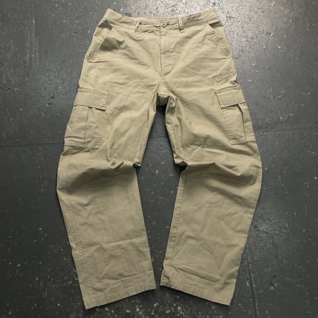32 나이키 립스탑 카고팬츠
