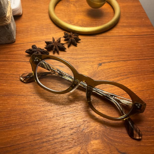 금자안경 오발형태